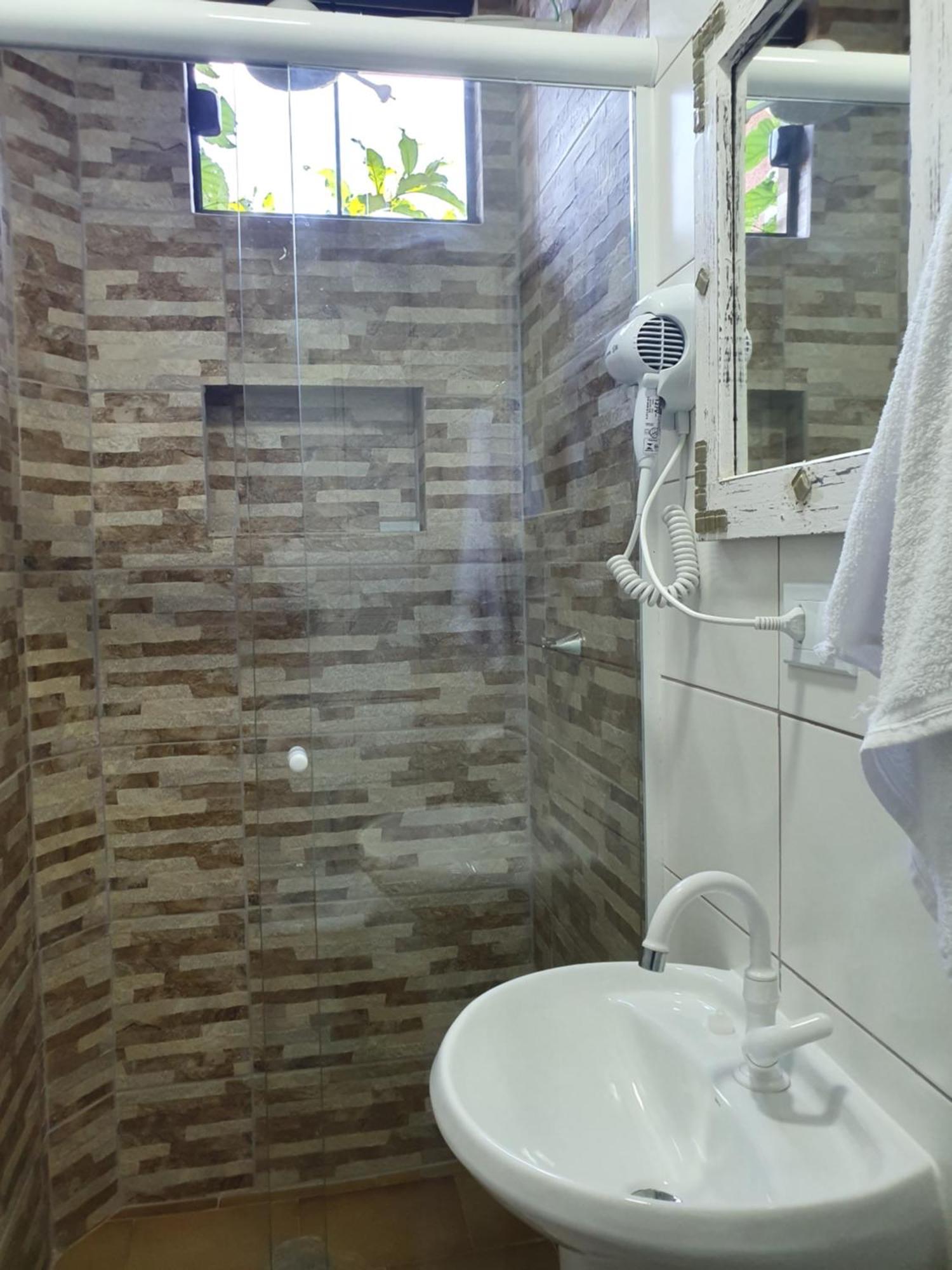 Pousada Mar E Moto Guaratuba Phòng bức ảnh